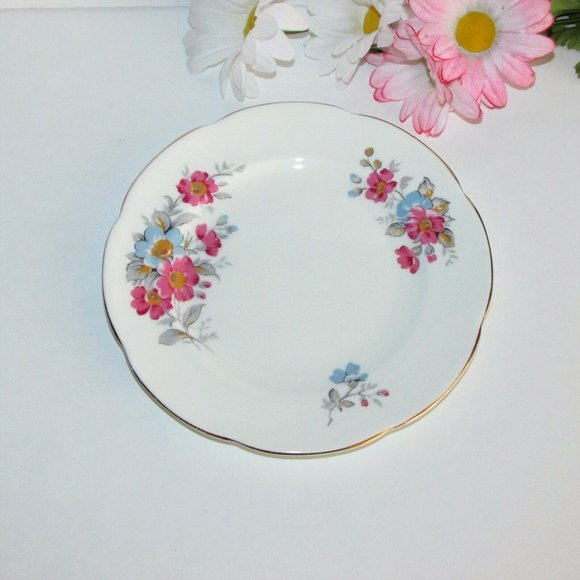Adderley Vintage Fine Bone China Bread or Cake Plate Floral England - Picture 7 of 8